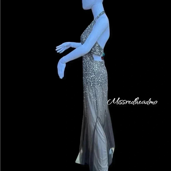 ~Long Sequin Dress~ with Flaws - Size 6 - Picture 2 of 10